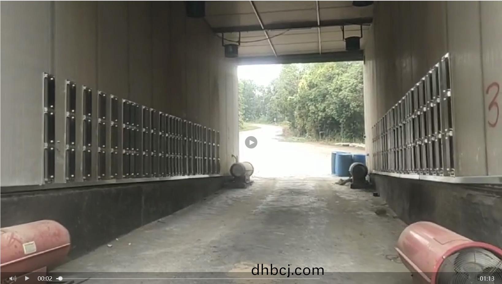 養豬場消(xiao)毒房應用